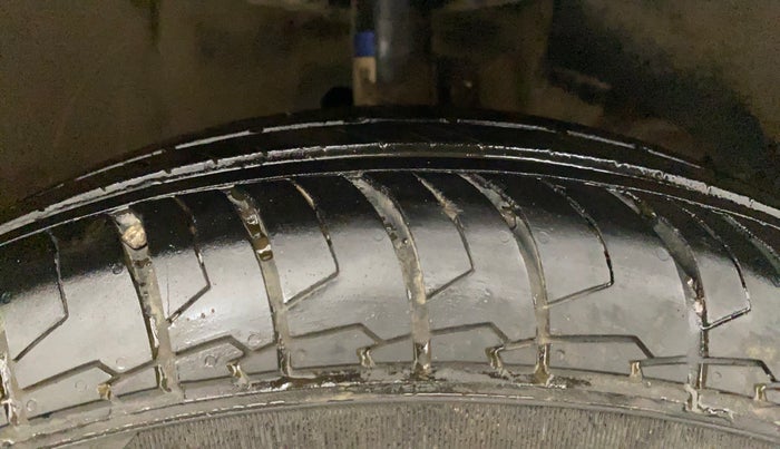 2021 Maruti Dzire VXI, Petrol, Manual, 22,840 km, Right Front Tyre Tread