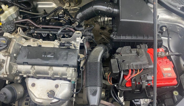 2015 Volkswagen Polo HIGHLINE1.2L, Petrol, Manual, 36,832 km, Engine View - Left