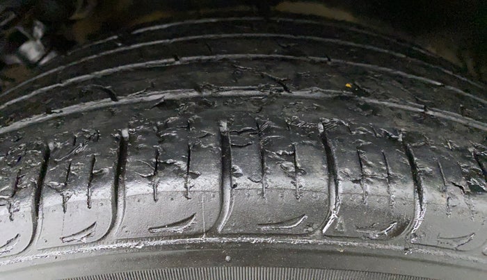 2020 Hyundai Tucson 2WD AT GLS PETROL, Petrol, Automatic, 39,064 km, Left Rear Tyre Tread