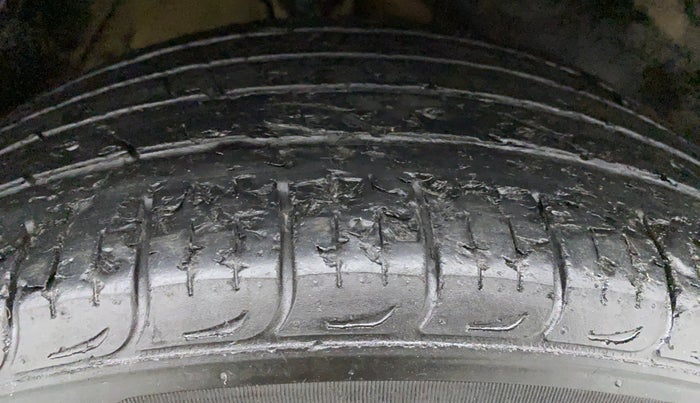 2020 Hyundai Tucson 2WD AT GLS PETROL, Petrol, Automatic, 39,064 km, Right Front Tyre Tread