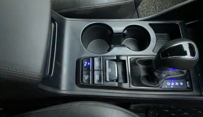 2020 Hyundai Tucson 2WD AT GLS PETROL, Petrol, Automatic, 39,064 km, Gear Lever
