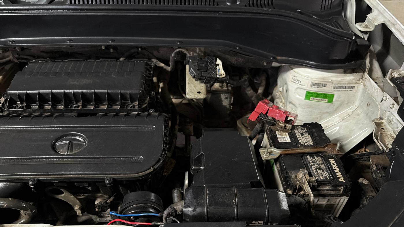 2022 Tata PUNCH PURE MT, Petrol, Manual, 36,833 km, Engine View - Left