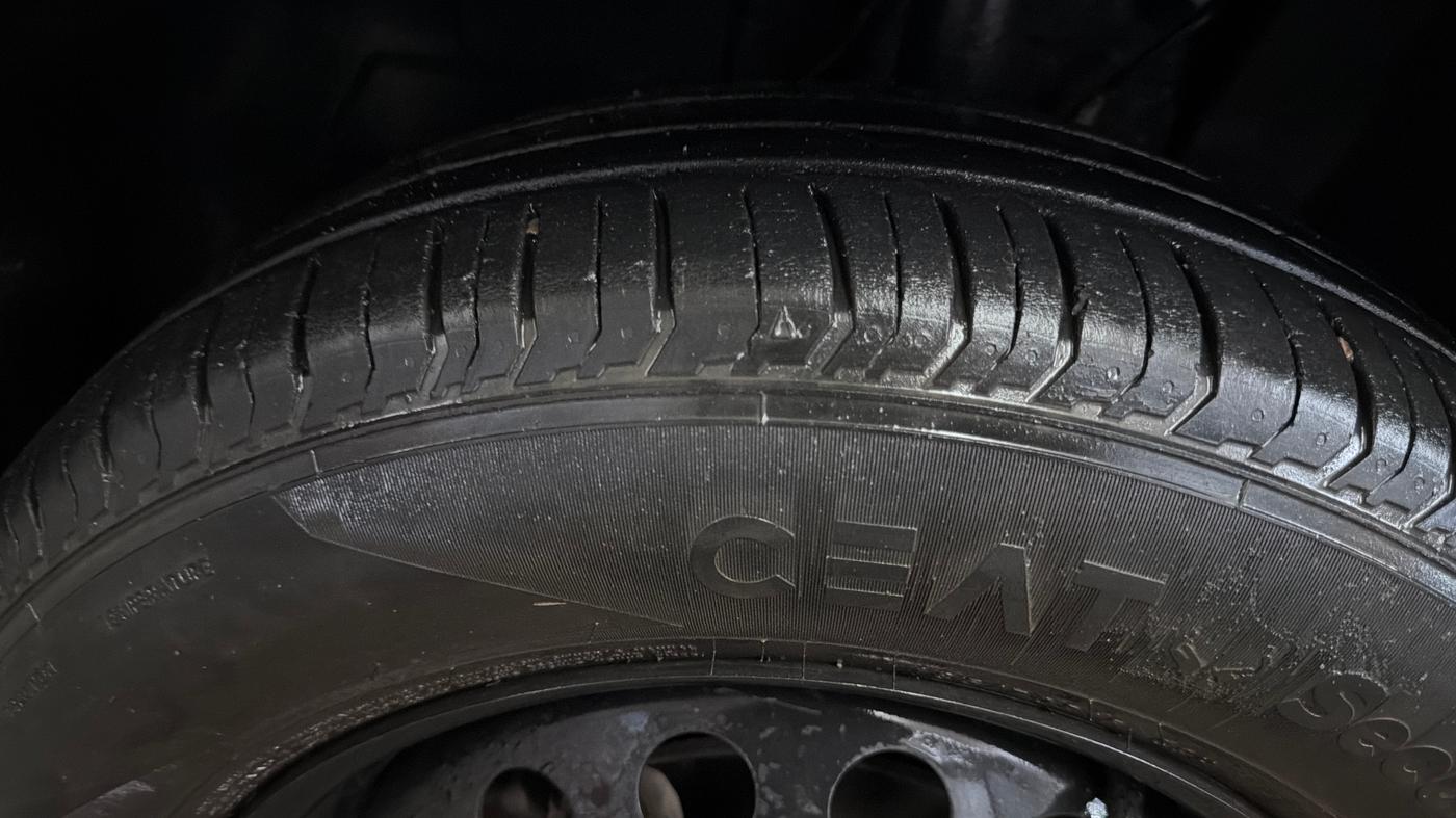 2022 Tata PUNCH PURE MT, Petrol, Manual, 36,833 km, Left Front Tyre Tread