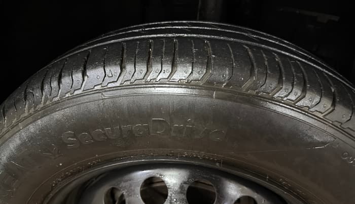 2022 Tata PUNCH PURE MT, Petrol, Manual, 36,833 km, Right Front Tyre Tread