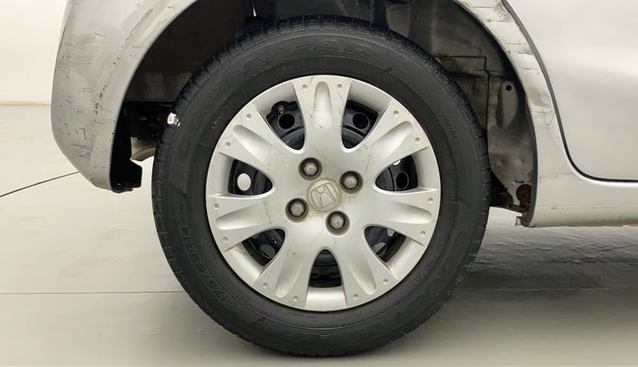 2015 Honda Brio S MT, Petrol, Manual, 34,105 km, Right Rear Wheel