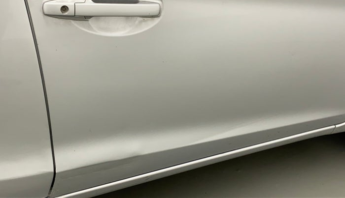 2015 Honda Brio S MT, Petrol, Manual, 34,105 km, Driver-side door - Slightly dented
