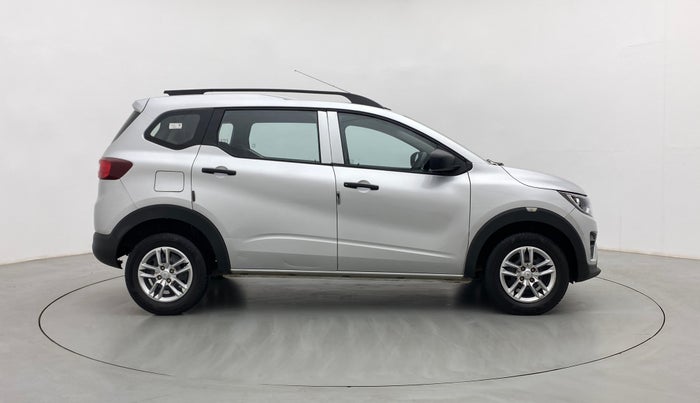2022 Renault TRIBER RXL MT, Petrol, Manual, 39,316 km, Right Side View