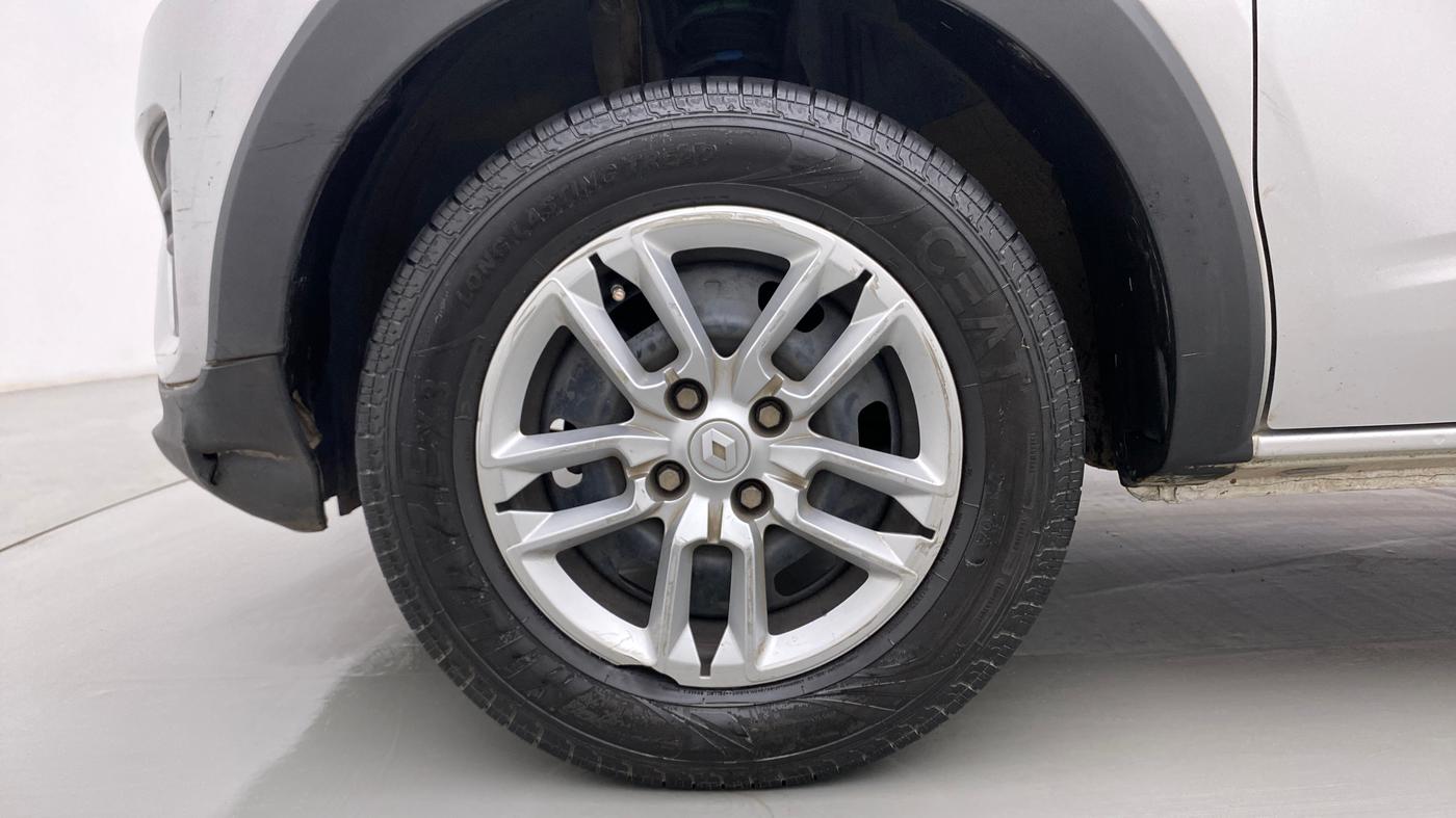 2022 Renault TRIBER RXL MT, Petrol, Manual, 39,316 km, Left Front Wheel