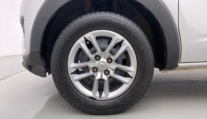 2022 Renault TRIBER RXL MT, Petrol, Manual, 39,316 km, Left Front Wheel
