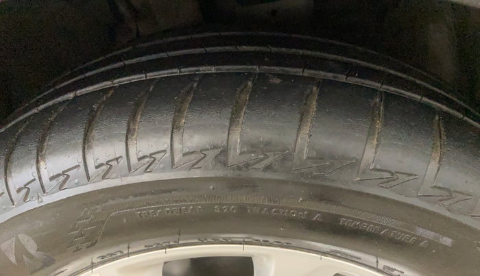 2020 Ford Ecosport TITANIUM 1.5L PETROL AT, Petrol, Automatic, 37,573 km, Right Front Tyre Tread