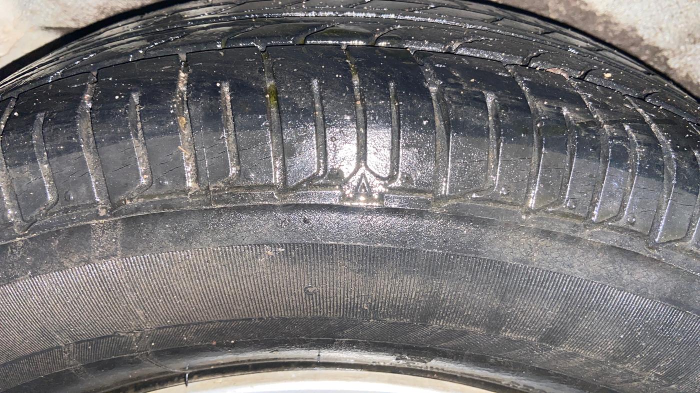 2013 Hyundai i10 MAGNA 1.2, Petrol, Manual, 77,955 km, Right Rear Tyre Tread