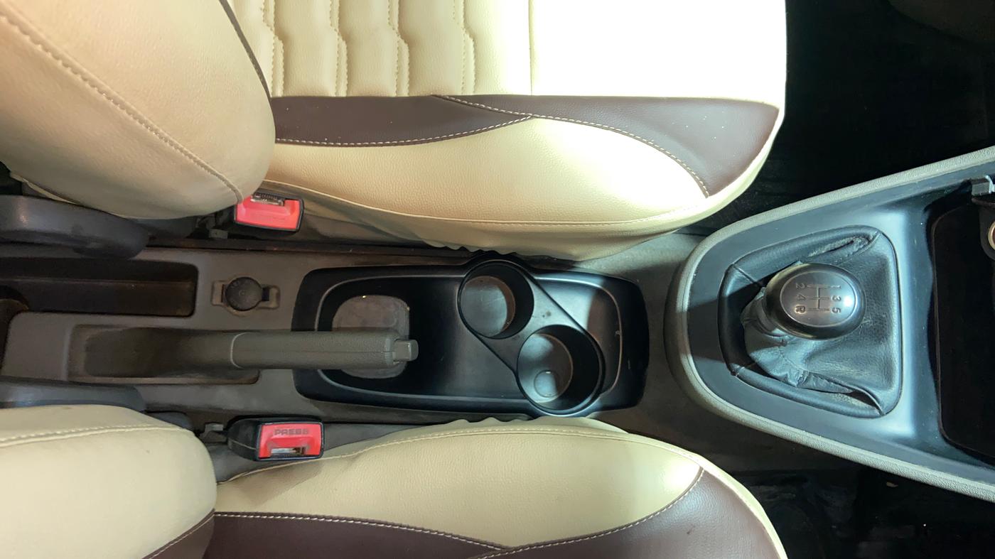 2013 Hyundai i10 MAGNA 1.2, Petrol, Manual, 77,955 km, Gear Lever
