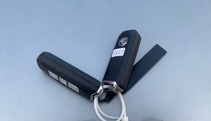 2019 MG HECTOR SHARP 1.5 DCT PETROL, Petrol, Automatic, 33,046 km, Key Close Up