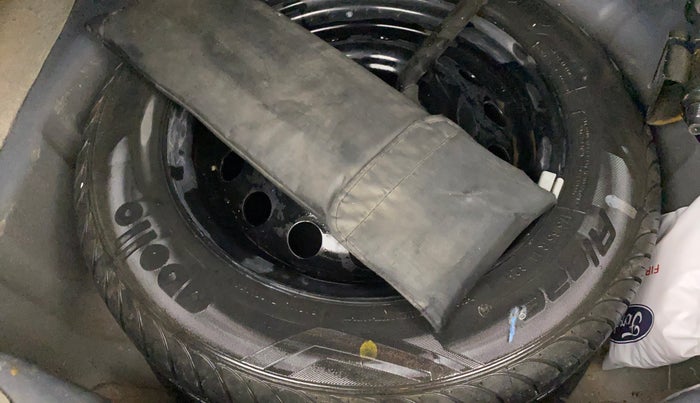 2017 Ford Figo Aspire TITANIUM 1.2 PETROL, Petrol, Manual, 89,994 km, Spare Tyre