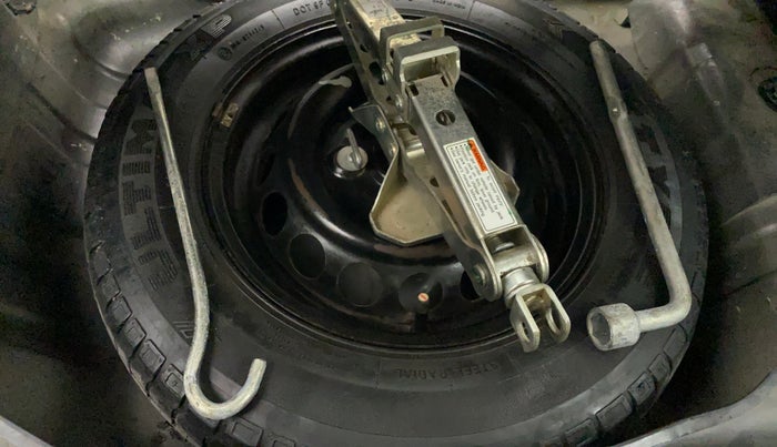 2019 Maruti Alto 800 LXI CNG, CNG, Manual, 32,156 km, Spare Tyre