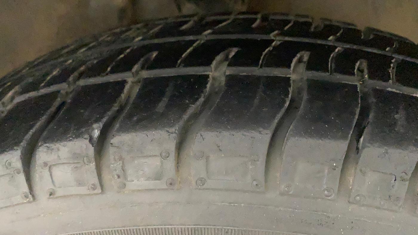 2019 Maruti Alto 800 LXI CNG, CNG, Manual, 32,156 km, Right Front Tyre Tread