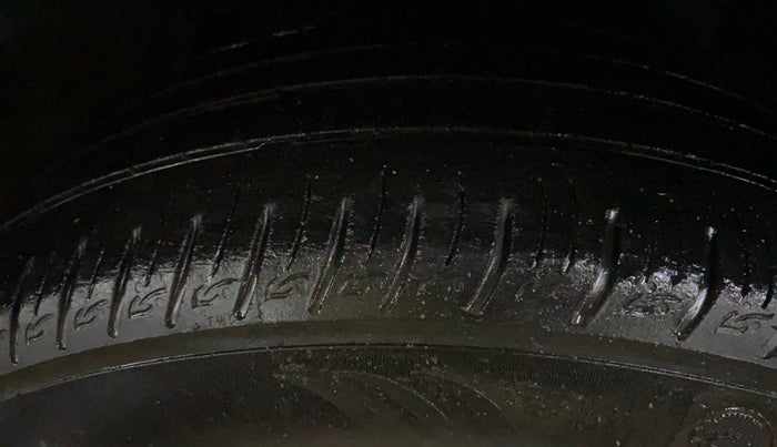 2020 Hyundai VENUE SX 1.0 (O) TURBO, Petrol, Manual, 50,377 km, Left Rear Tyre Tread