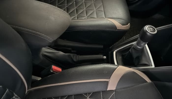 2022 Nissan Kicks XV 1.5, Petrol, Manual, 49,244 km, Gear Lever