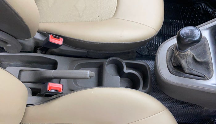 2016 Hyundai i10 MAGNA 1.1, Petrol, Manual, 63,253 km, Gear Lever