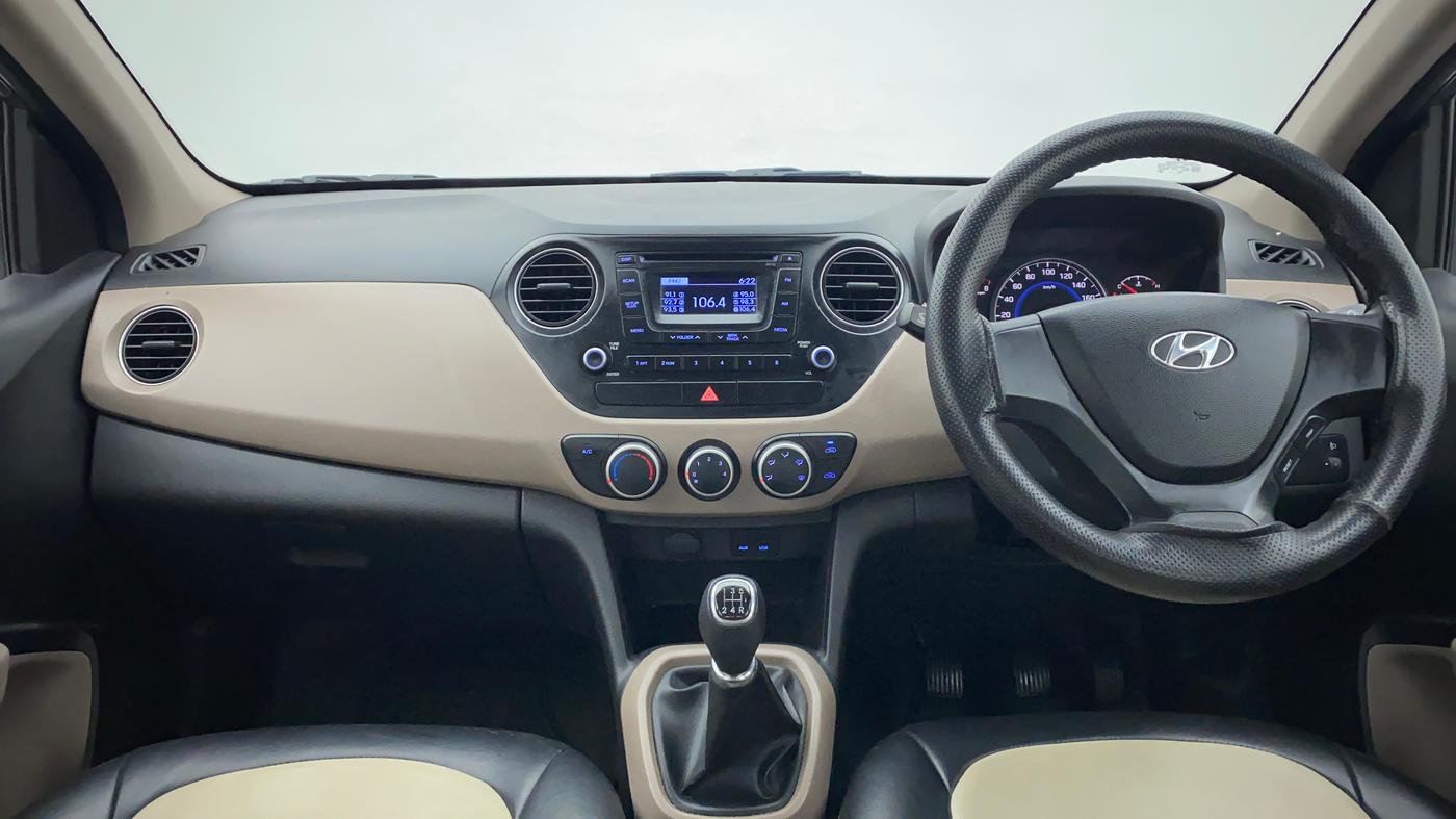 2013 Hyundai Grand i10 SPORTZ 1.2 KAPPA VTVT, Petrol, Manual, 34,757 km, Dashboard