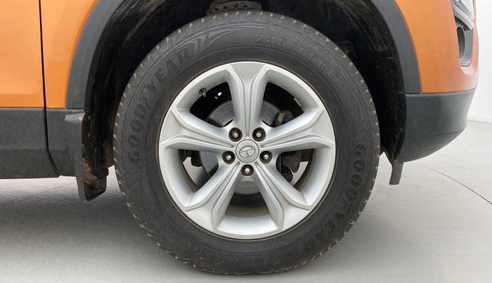 2019 Tata Harrier XZ 2.0L Kryotec, Diesel, Manual, 42,757 km, Right Front Wheel