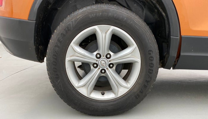 2019 Tata Harrier XZ 2.0L Kryotec, Diesel, Manual, 42,757 km, Right Rear Wheel