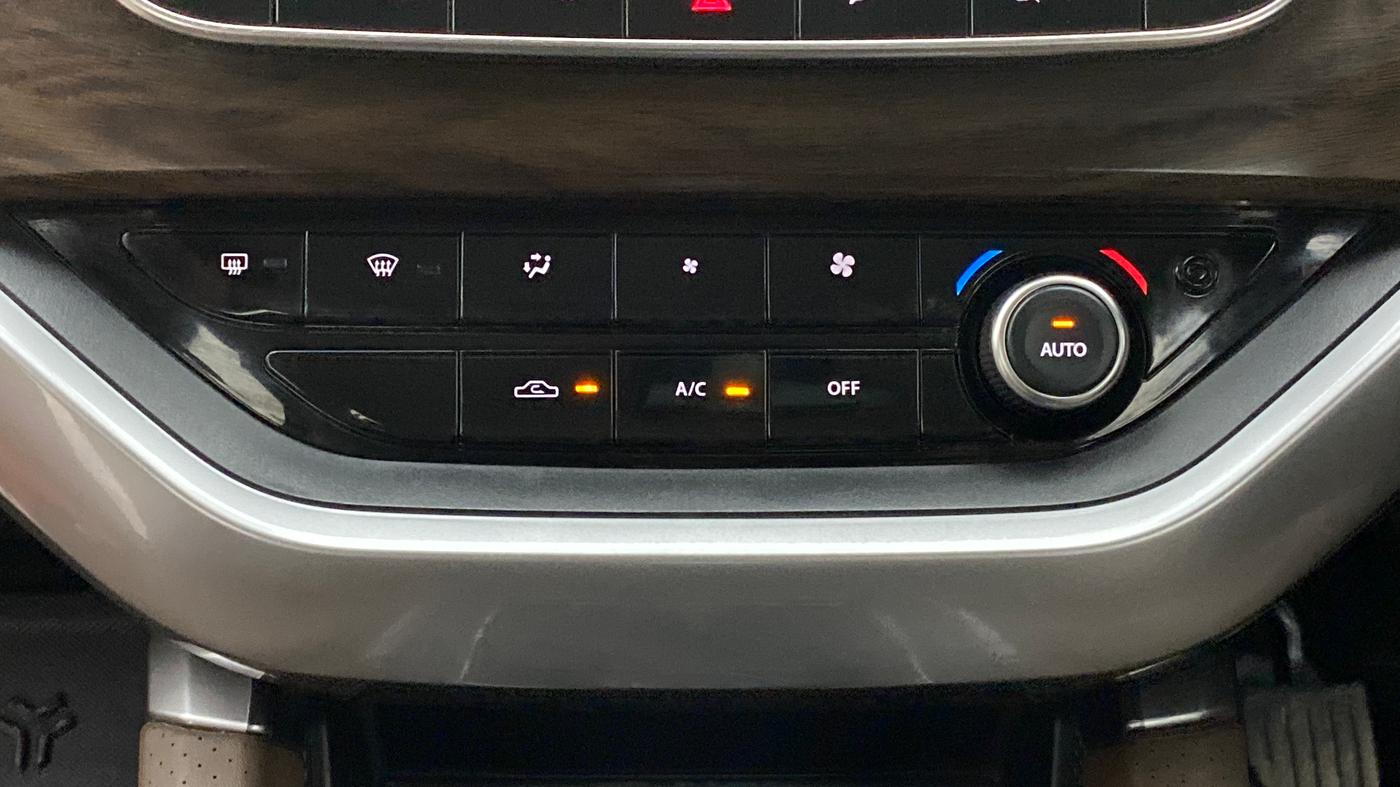 2019 Tata Harrier XZ 2.0L Kryotec, Diesel, Manual, 42,757 km, Automatic Climate Control