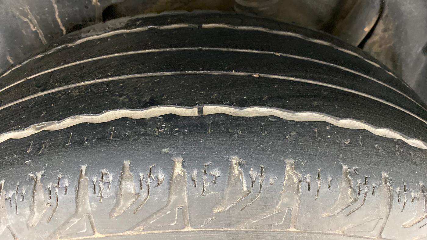 2019 Tata Harrier XZ 2.0L Kryotec, Diesel, Manual, 42,757 km, Right Rear Tyre Tread