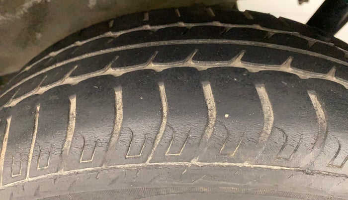 2016 Maruti Wagon R 1.0 VXI AMT, Petrol, Automatic, 53,833 km, Left Rear Tyre Tread