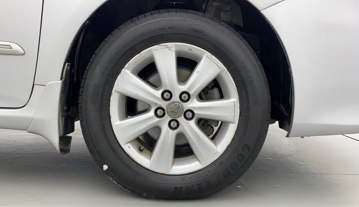 2012 Toyota Corolla Altis G AT, Petrol, Automatic, 54,493 km, Right Front Wheel