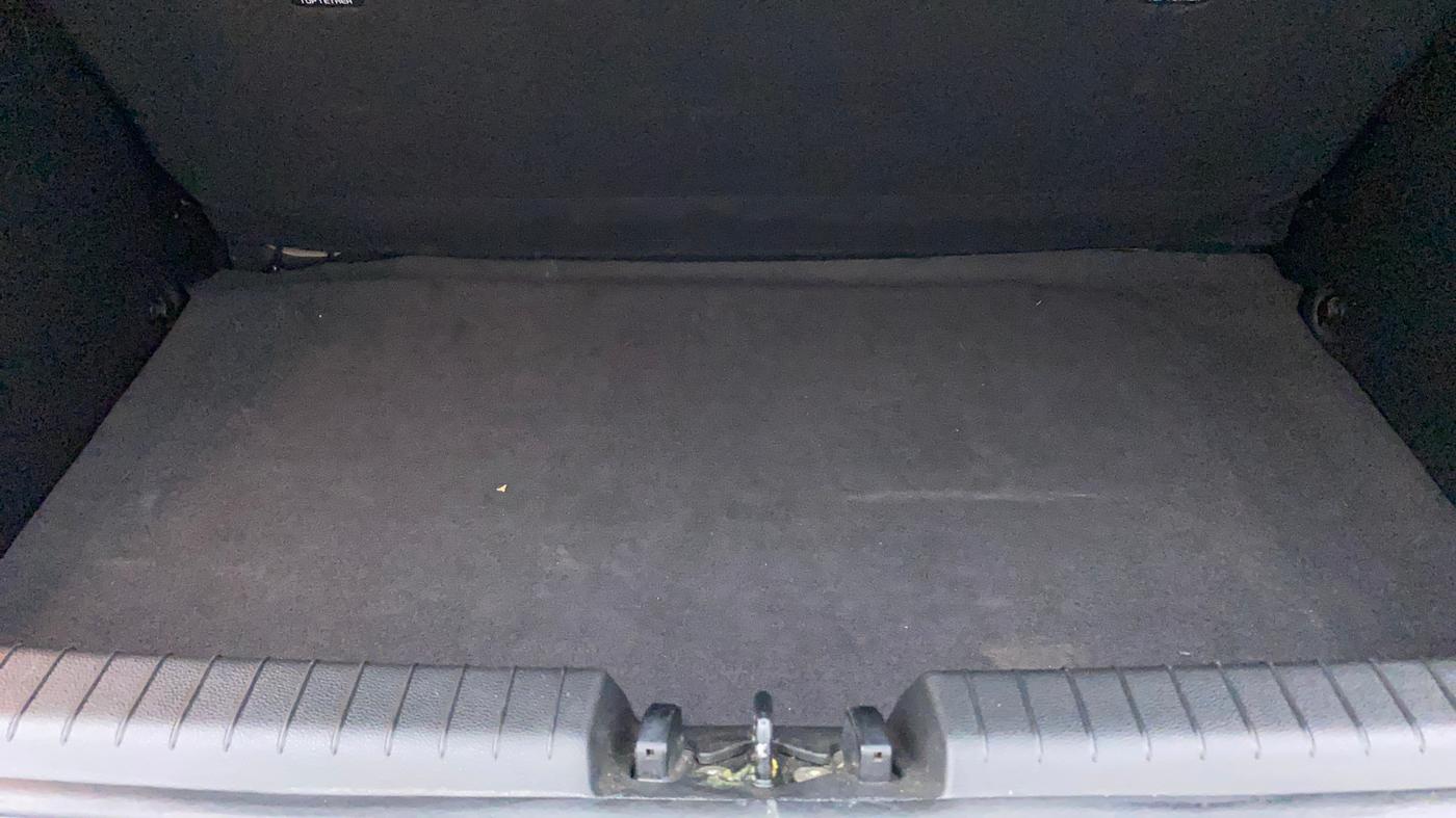 2019 Hyundai Elite i20 ASTA 1.2 (O), Petrol, Manual, 43,436 km, Boot Inside