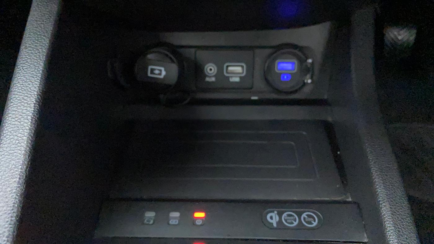 2019 Hyundai Elite i20 ASTA 1.2 (O), Petrol, Manual, 43,436 km, Wireless Charger