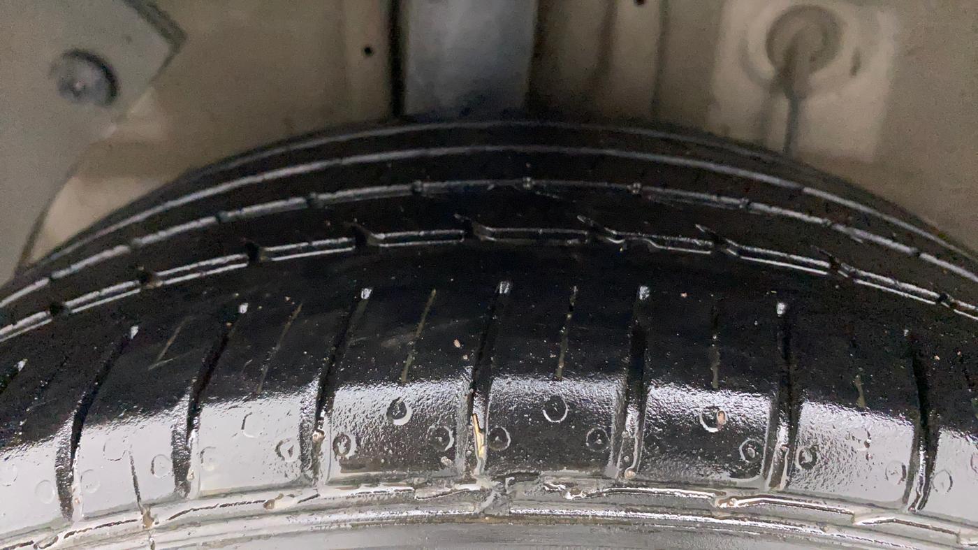2019 Hyundai Elite i20 ASTA 1.2 (O), Petrol, Manual, 43,436 km, Right Rear Tyre Tread
