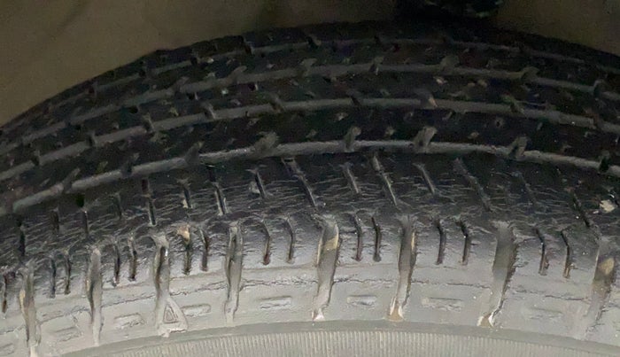 2018 Maruti Alto K10 VXI, Petrol, Manual, 66,392 km, Right Front Tyre Tread