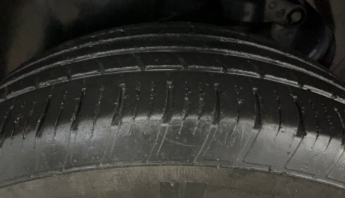 2022 Tata Harrier XT PLUS 2.0L KRYOTEC, Diesel, Manual, 52,725 km, Right Rear Tyre Tread