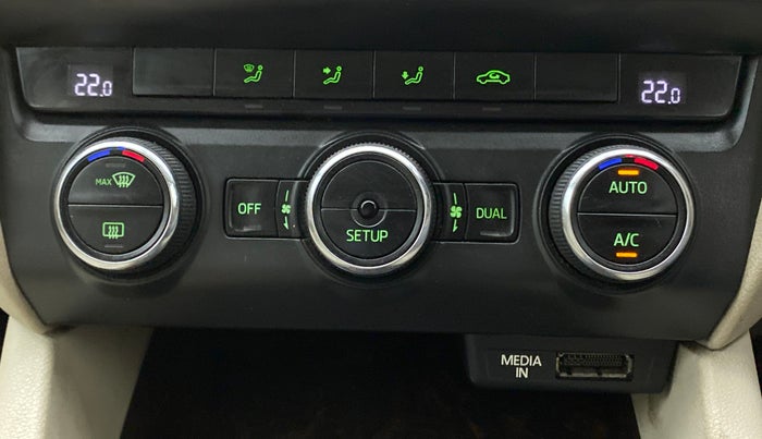 2014 Skoda Octavia AMBITION 2.0 TDI CR, Diesel, Manual, 83,589 km, Multi-Zone Climate Control