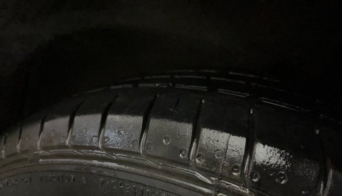 2019 Hyundai Creta SX 1.6 PETROL, Petrol, Manual, 26,385 km, Left Rear Tyre Tread