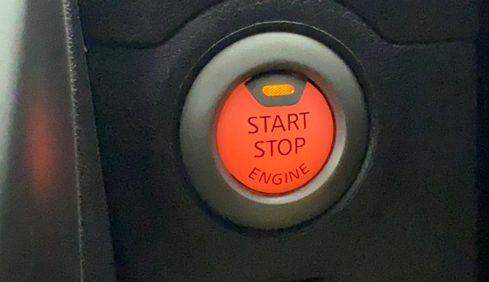 2017 Nissan Micra XV CVT, Petrol, Automatic, 57,027 km, Keyless Start/ Stop Button