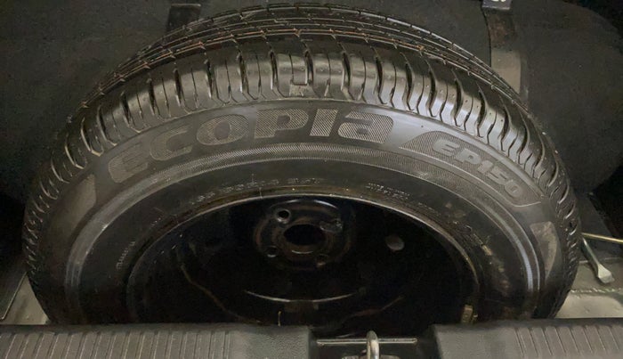 2018 Maruti Swift VXI, CNG, Manual, 87,544 km, Spare Tyre