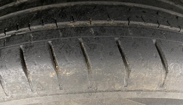 2024 Hyundai VENUE S 1.2, Petrol, Manual, 21,891 km, Left Front Tyre Tread