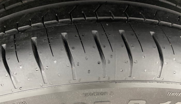 2024 Hyundai VENUE S 1.2, Petrol, Manual, 21,891 km, Left Rear Tyre Tread