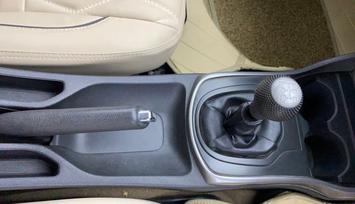 2015 Honda City 1.5L I-VTEC V MT, Petrol, Manual, 92,282 km, Gear Lever