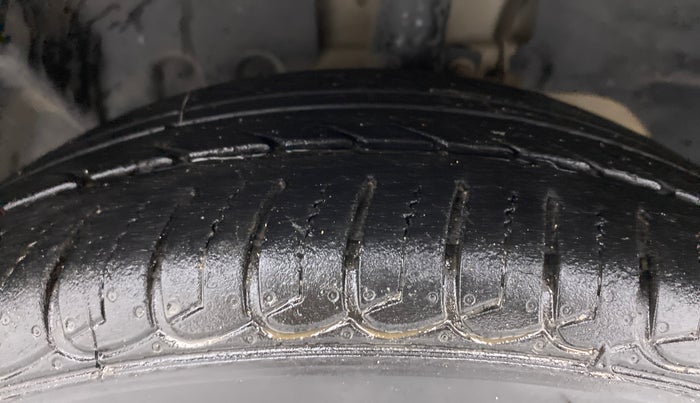 2017 Ford Ecosport TITANIUM + 1.5L PETROL AT, Petrol, Automatic, 51,258 km, Left Front Tyre Tread