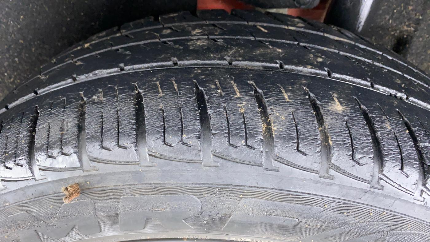 2016 Maruti Vitara Brezza VDI, Diesel, Manual, 42,216 km, Left Rear Tyre Tread