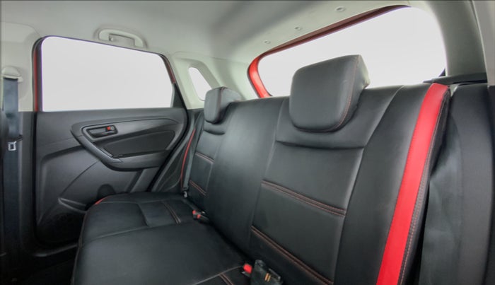 2016 Maruti Vitara Brezza VDI, Diesel, Manual, 42,216 km, Right Side Rear Door Cabin