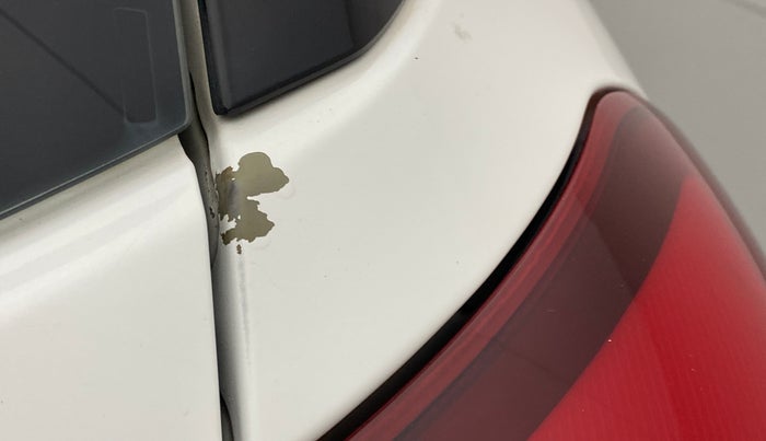 2015 Hyundai Elite i20 ASTA 1.2, Petrol, Manual, 94,059 km, Right quarter panel - Paint has minor damage