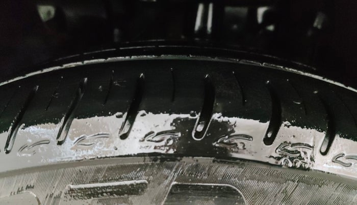 2024 Tata ALTROZ XZA + SUNROOF, Petrol, Automatic, 13,097 km, Left Front Tyre Tread