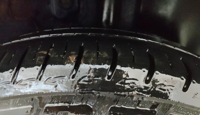 2024 Tata ALTROZ XZA + SUNROOF, Petrol, Automatic, 13,097 km, Left Rear Tyre Tread