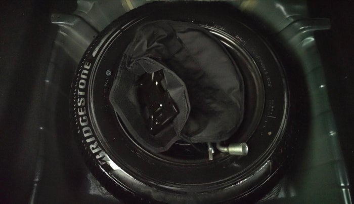 2024 Tata ALTROZ XZA + SUNROOF, Petrol, Automatic, 13,097 km, Spare Tyre