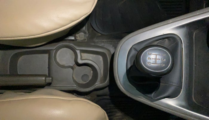 2013 Hyundai i10 MAGNA 1.2, Petrol, Manual, 74,188 km, Gear Lever